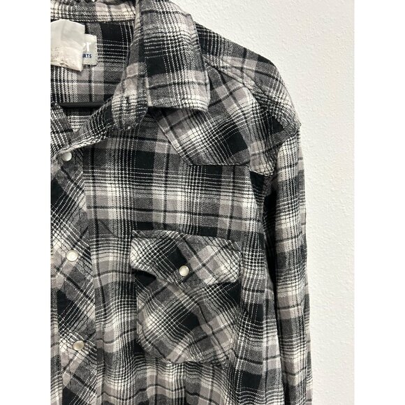Wrangler Plaid Flannel Shirt Black White Long Sleeve Pearl Snap Buttons Sz L - Picture 4 of 7